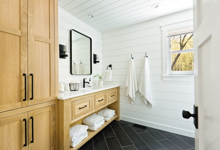 kelowna bathroom renovation contractor