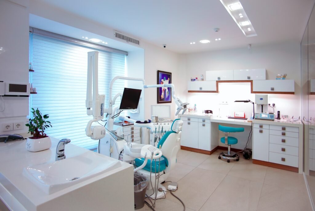 Kelowna dental office contractor